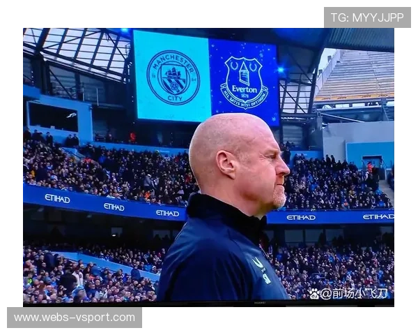 埃弗顿半场传中尝试19次，仅2次找到队友